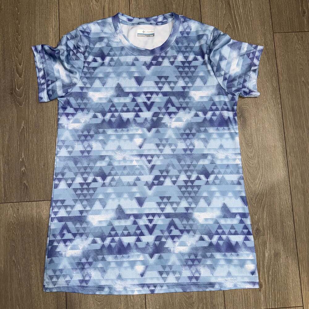 Columbia Women's Fork Stream Short Sleeve Size M Purple Lotus/Distant Peaks